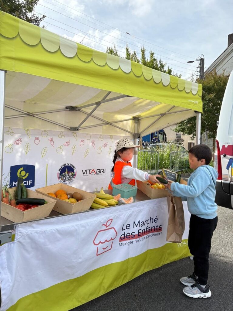 MARCHÉ DES ENFANTS