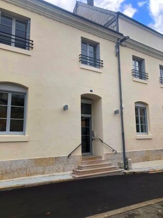 Accès pour les personnes à mobilité réduite de l'Espace France Service de Montrichard