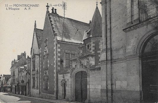 La rue porte aux rois de Montrichard