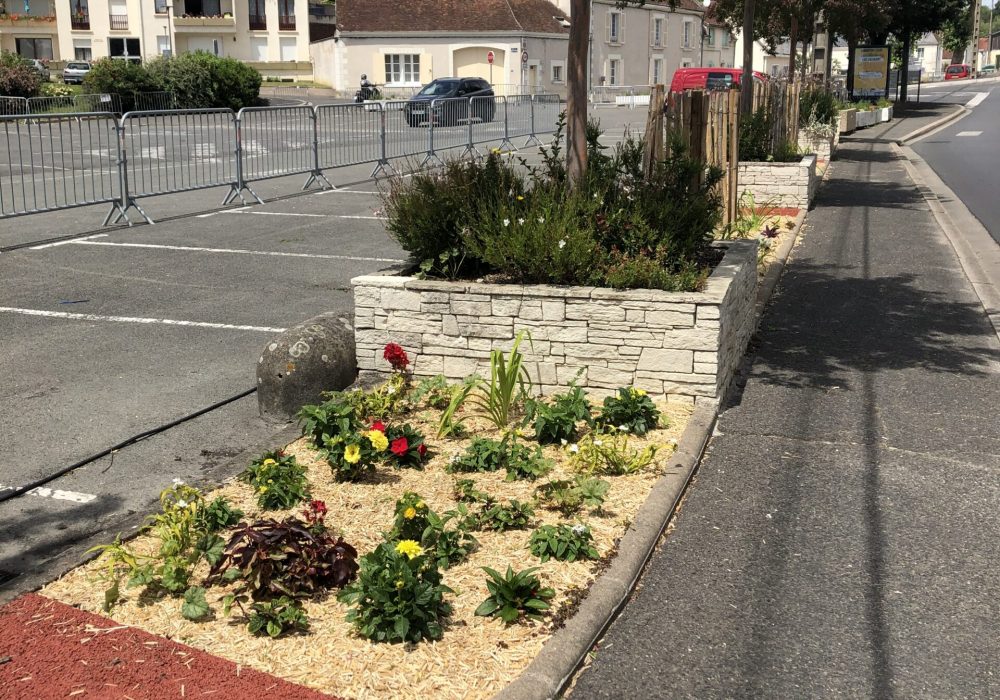 Fleurissement de la place du général de Gaulle