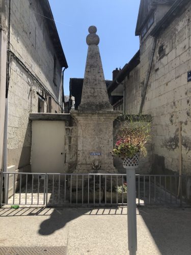 La fontaine saint Celerin