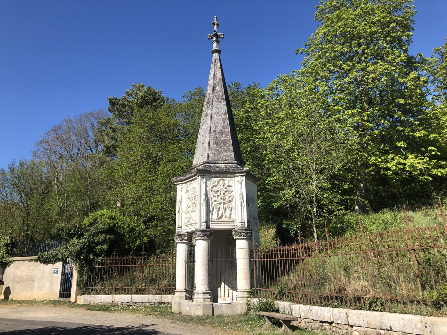 Fontaine de Nantueil